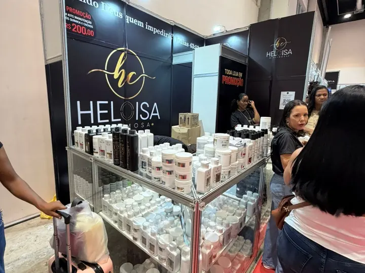 Stand Heloisa — montagem Montec