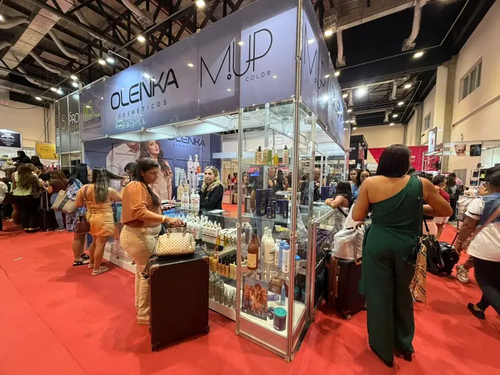 Stand Olenka / MUP — montagem Montec